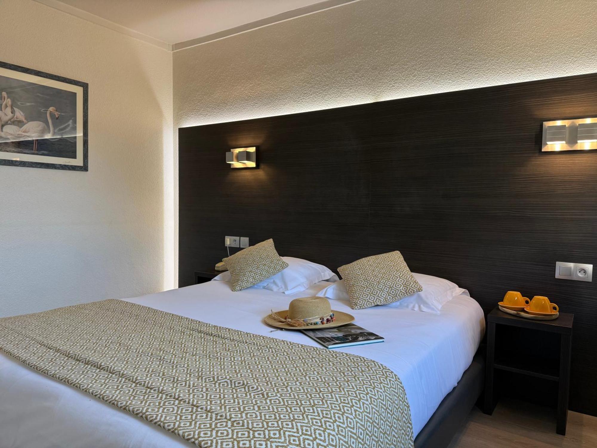 Le Cheval Blanc Hotel Arles Luaran gambar