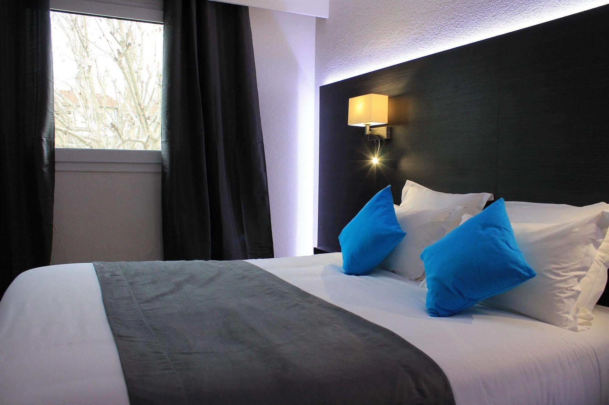 Le Cheval Blanc Hotel Arles Luaran gambar