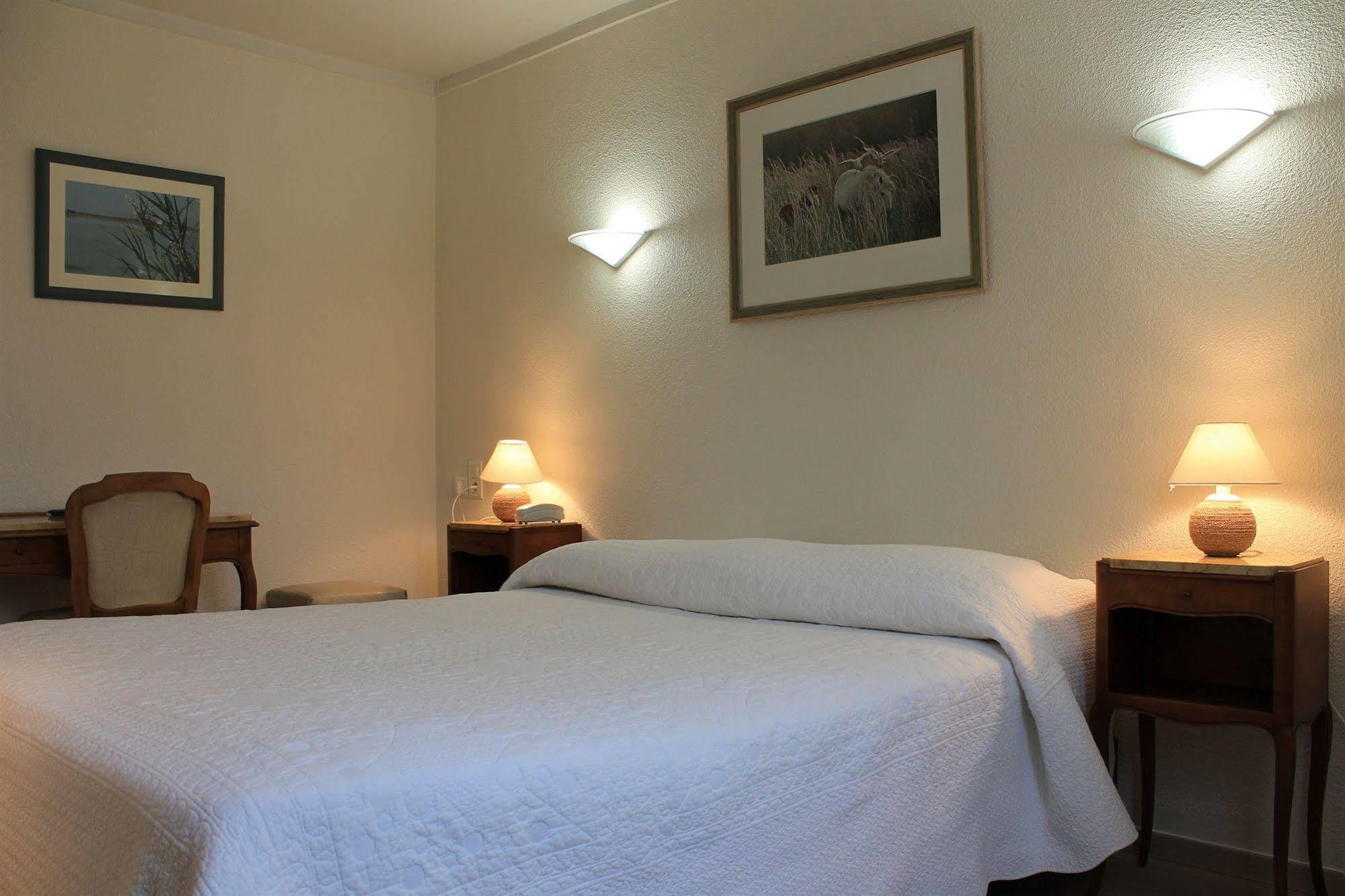 Le Cheval Blanc Hotel Arles Luaran gambar