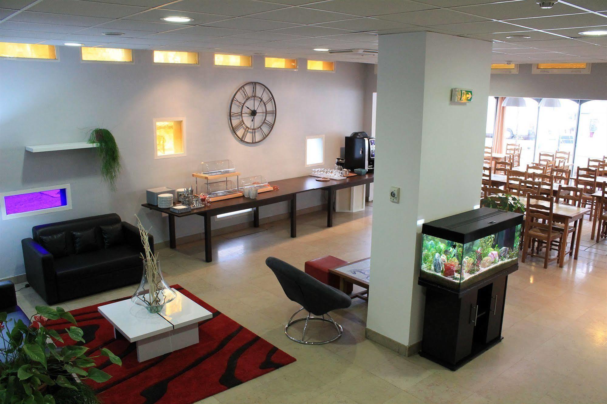 Le Cheval Blanc Hotel Arles Luaran gambar
